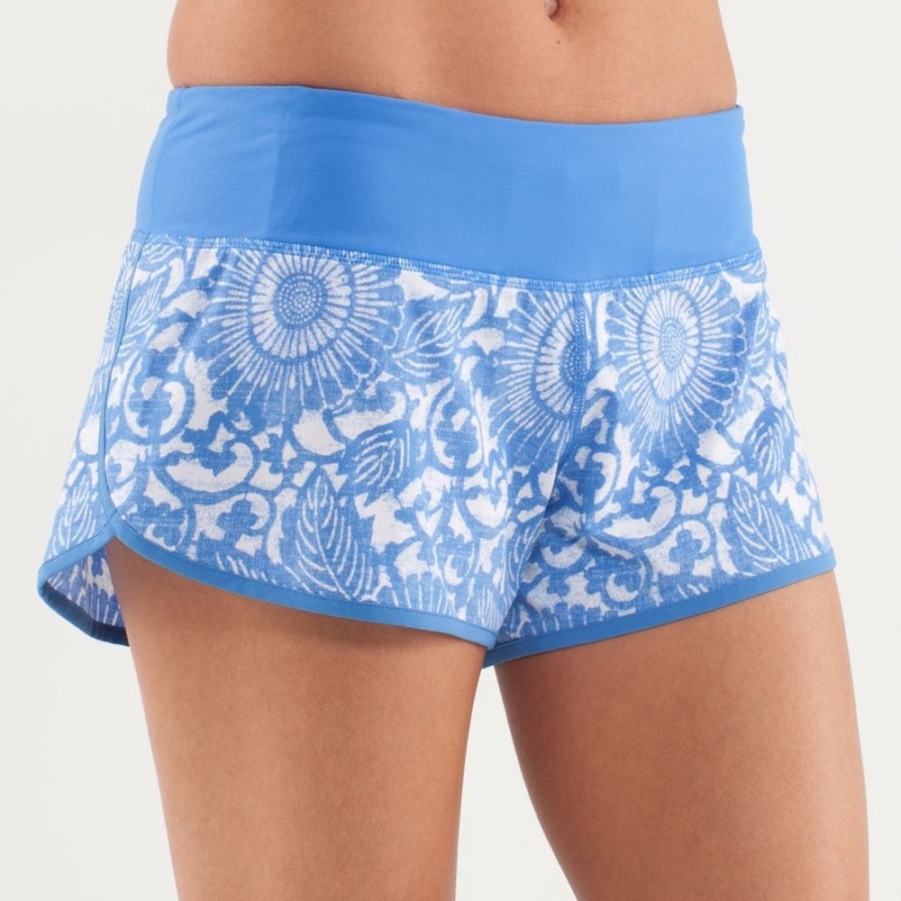 Lululemon Run: Ultra Short I Beachy Floral White Porcelaine